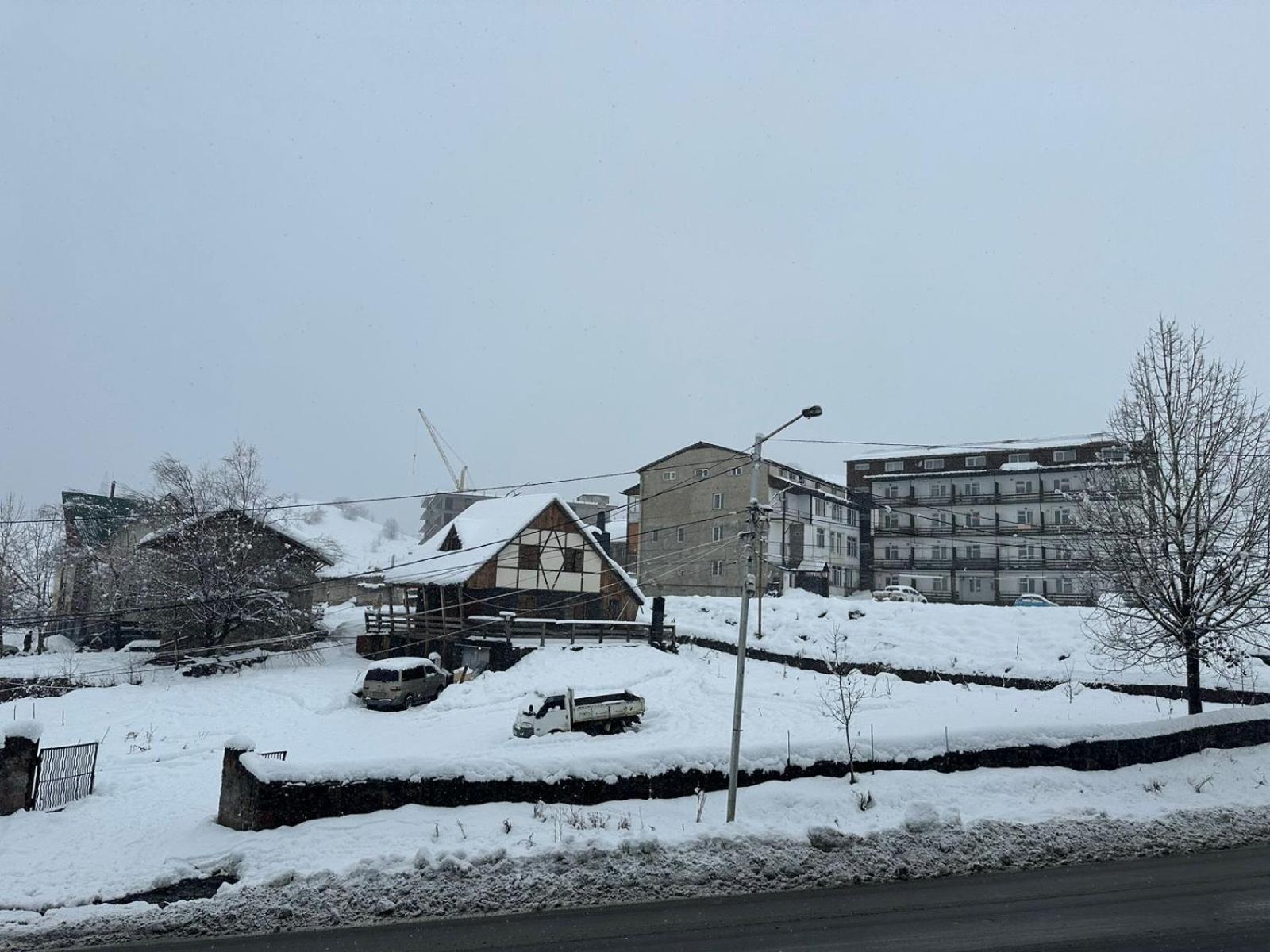 Hotel Qumli Гудаури Экстерьер фото