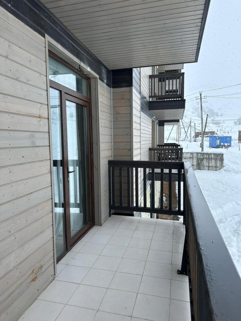 Hotel Qumli Гудаури Экстерьер фото